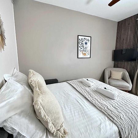 Chic Paris Studio Eiffel Tower Proximity Exterior foto